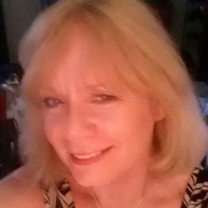 Meet your Posher, Laurel